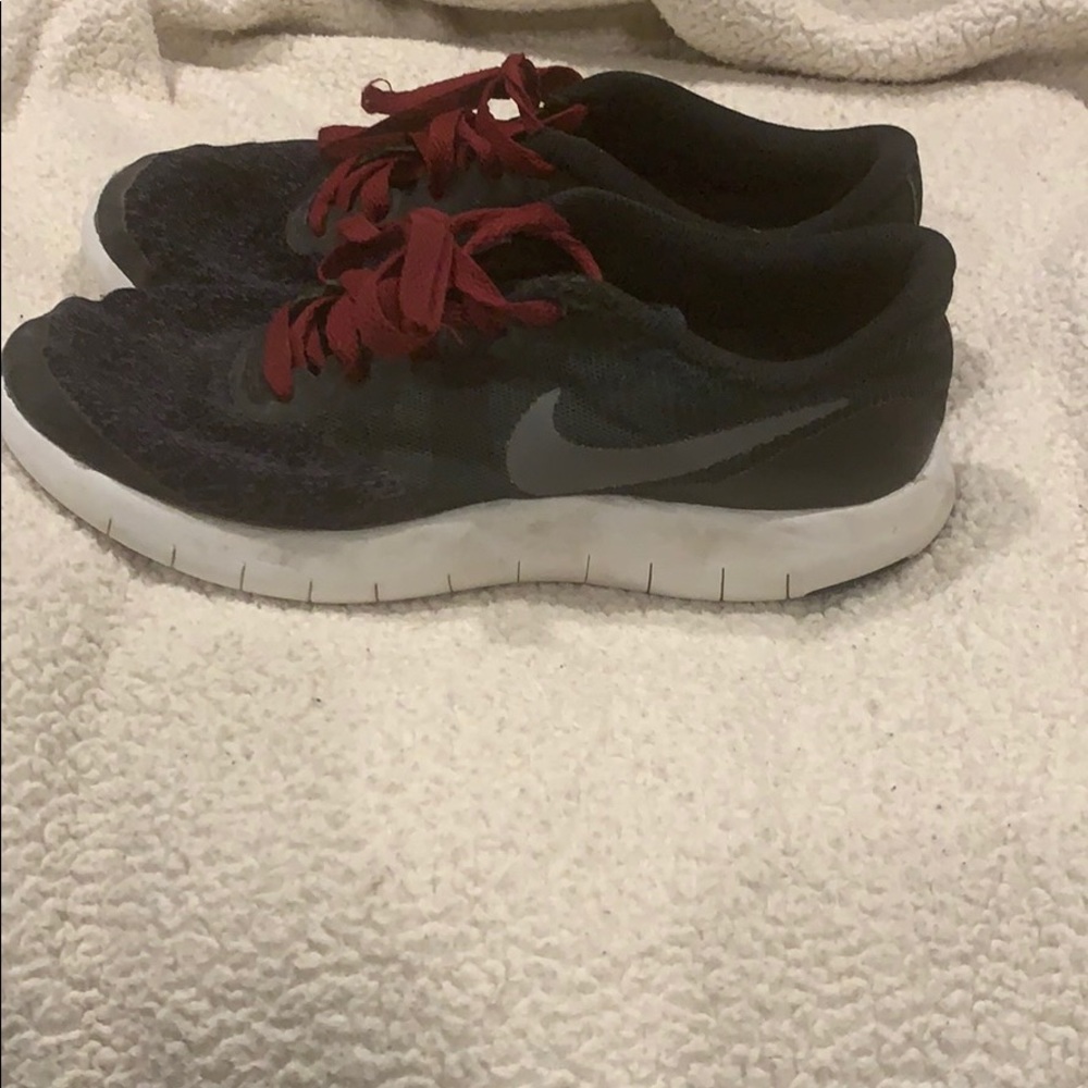 Nike boys shoes, size 6 1/2